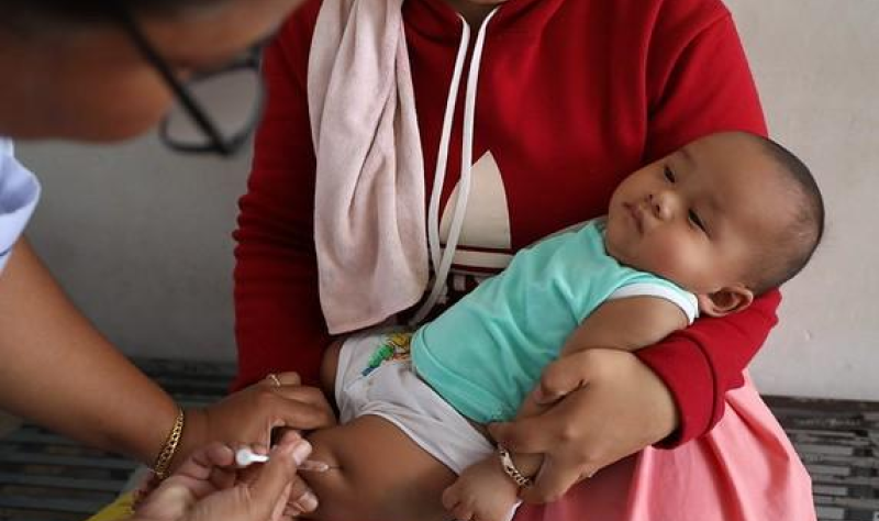 Child20being20immunized20against20rsv.png