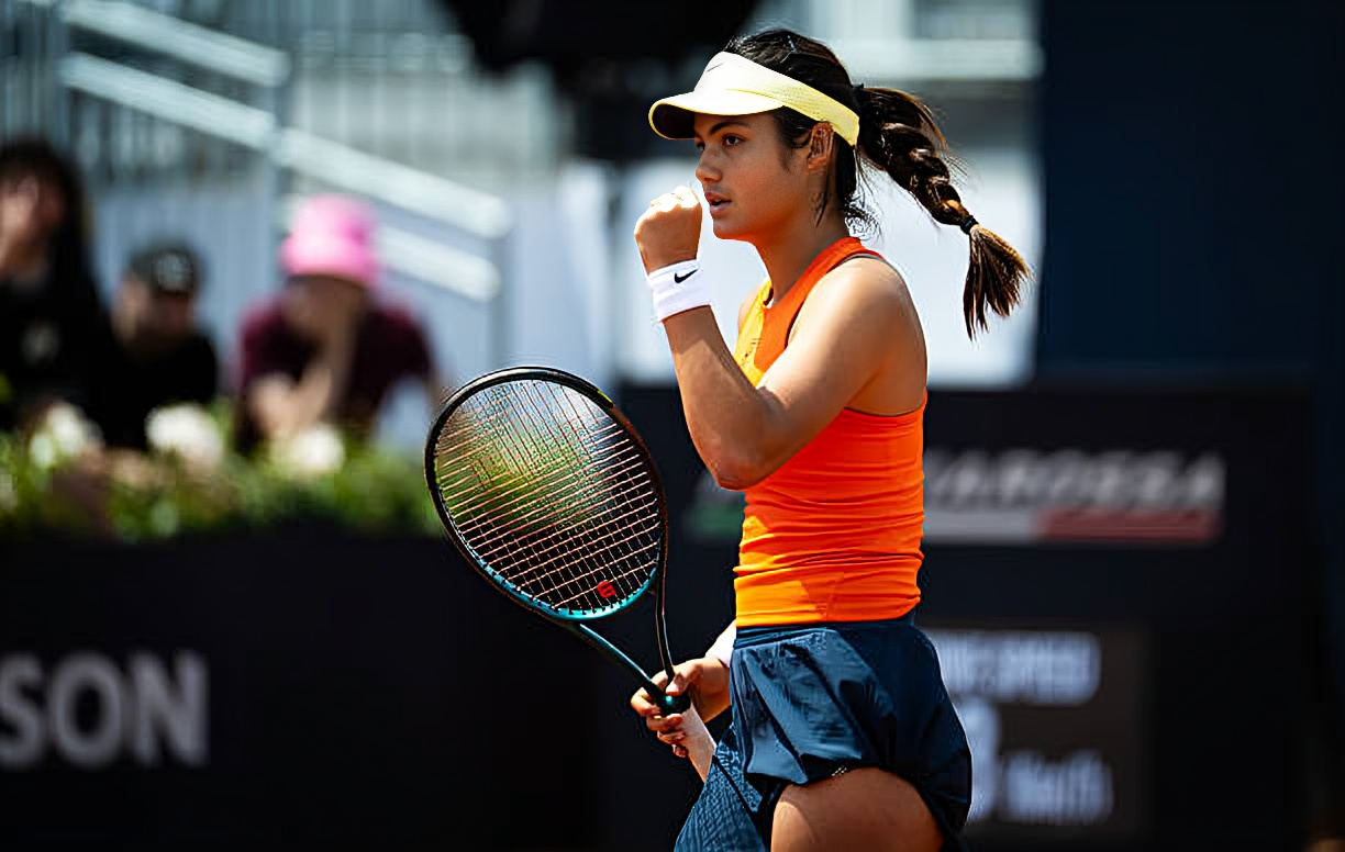 Emma raducanu sweeps past daria kasatkina to claim another win on clay