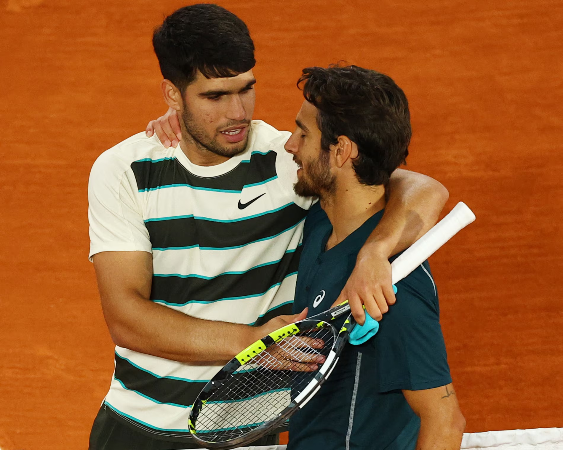 Carlos Alcaraz Advances to French Open Final – Live Men's Semifinal Results & Key Highlights