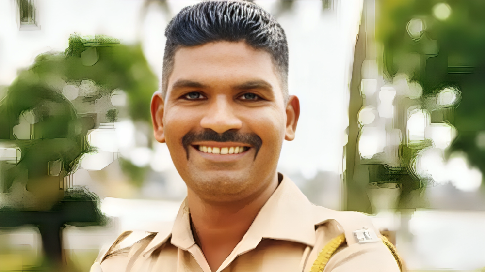 Mumbai Train Accident On-Duty RPF Constable Among Victims